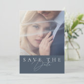 Minimale Royal Blue Opulence Script Foto Bruiloft Save The Date (Staand voorkant)