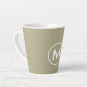 Minimale Sage Green Classic Monogram Latte Mok (Linkerhoek)