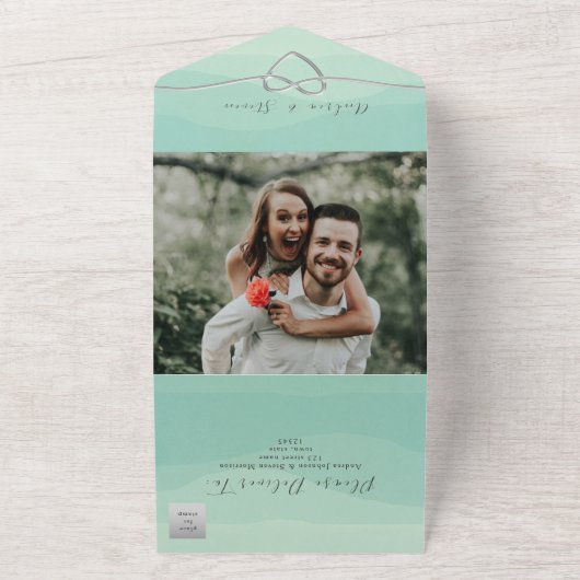 Minimale Sage Groene Bruiloft All In One Uitnodiging (Buitenkant)