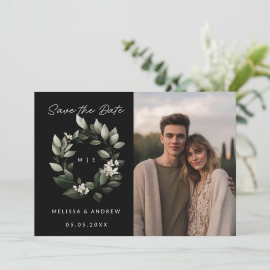 Minimale Save the Date Groene Krans Aankondiging (Staand voorkant)