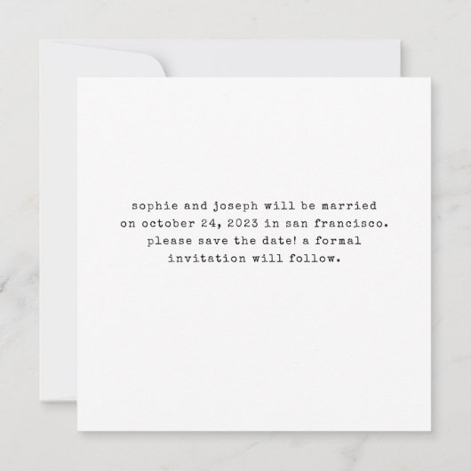 Minimale schrijfmachine | Eenvoudig fotohuwelijk Save The Date (Achterkant)