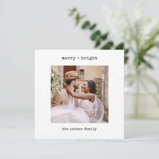 Minimale schrijfmachine | Vrolijk kerstfeest met f Feestdagenkaart (Staand voorkant)