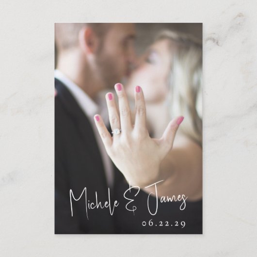 Minimale Script Typografie Foto QR Code Bruiloft RSVP Kaartje (Achterkant)