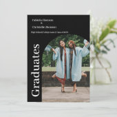 Minimale scriptdubbele aankondiging afstuderen (Staand voorkant)