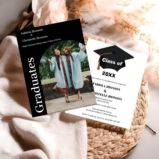 Minimale scriptdubbele aankondiging afstuderen