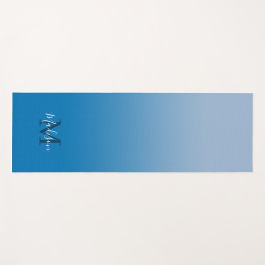 Minimale Sky Blue Gradient Monogram Script naam Yogamat (Voorkant (horizontaal))