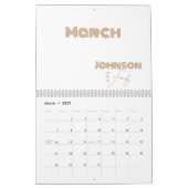 Minimale typografie familienaam kalender (Mar 2027)