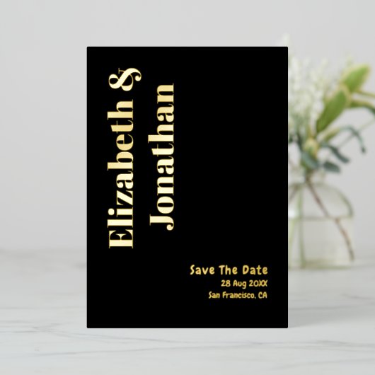 Minimale Typografie Weddenschap sparen de Datum Folie Uitnodiging (Staand Voorkant)