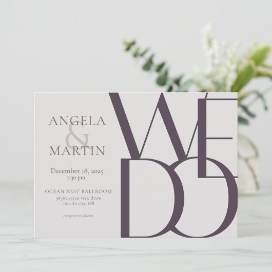 Minimale uitnodiging tot weduwschap tussen Eggplan (Staand voorkant)