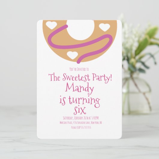 Minimale Valentijnsdag Donut Heart Birthday Kaart (Staand voorkant)