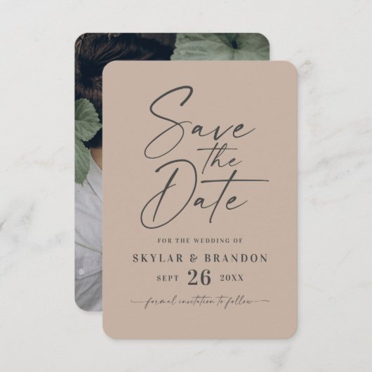 Minimale vaste kleurverbinding met Taupe Beige Save The Date (Voorkant / Achterkant)
