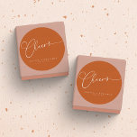 Minimale verbrande Oranje kabelbruiloft Ronde Sticker<br><div class="desc">Klassieke ronde Sticker van het Oranje Script Custom Wedding Klassieke</div>