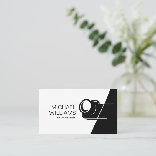 Minimale Visitekaartje voor zwarte en witte fotogr (Staand voorkant)