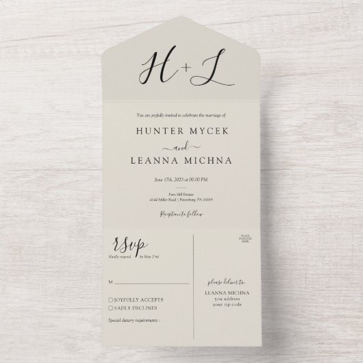 Minimale witte en zwarte bruiloft all in one uitnodiging (Binnen)