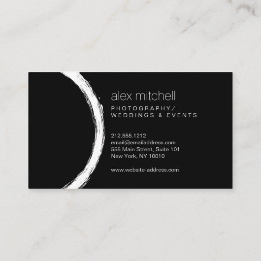 Minimale witte penseelstreek cirkelfotograaf visitekaartje (Achterkant)