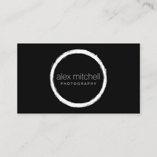 Minimale witte penseelstreek cirkelfotograaf visitekaartje (Voorkant)