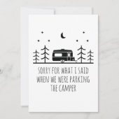 Minimale zomerkamp & dennenboom / campingliefhebbe feestdagenkaart (Voorkant)