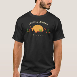 Minimale Zonsondergang Bergen Pijnboom Eureka Spri T-shirt