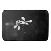Minimale zwart-wit bloemen badmat (Voorkant)