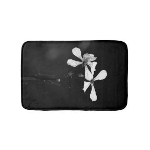 Minimale zwart-wit bloemen badmat