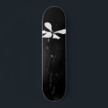 Minimale zwart-wit bloemen persoonlijk skateboard<br><div class="desc">https://www.zazzle.com/minimal_black_and_white_floral_paper_cups-256053644328827537</div>