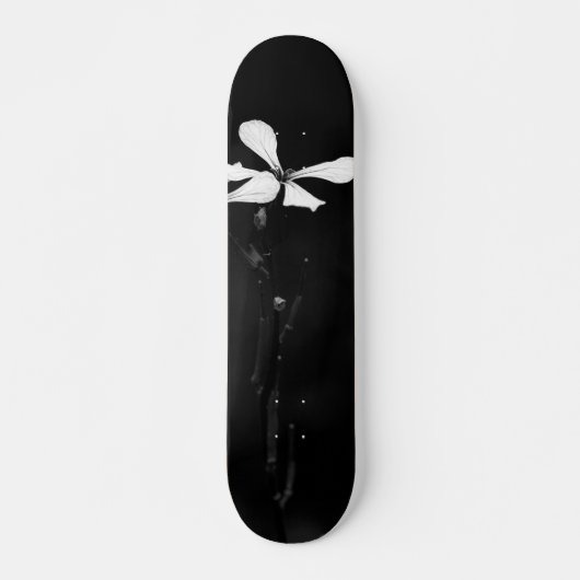 minimale zwart-wit bloemmotief persoonlijk skateboard (Voorkant)