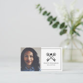 Minimale zwart-wit sleutel onroerend goed visitekaartje (Staand voorkant)