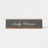 Minimale zwarte en goudkalligrafie bureau naambordje (Voorkant)