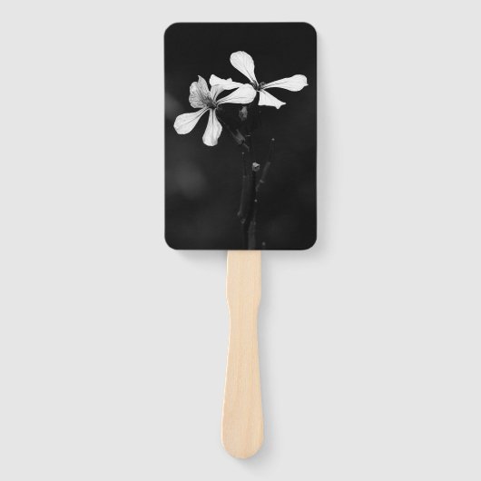 minimale zwarte en witte bloemen handwaaier (Voorkant)
