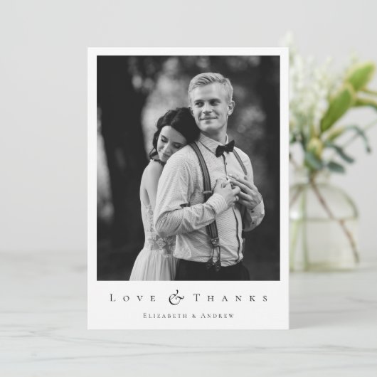 Minimale zwarte en witte botanische bruiloft bedankkaart (Staand voorkant)