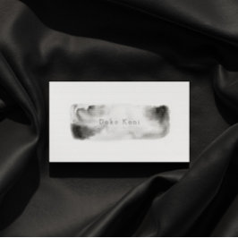 Minimale zwarte en witte waterverf visitekaartje