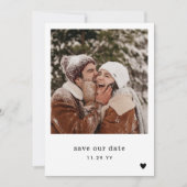 Minimale zwarte fontfoto voor schrijfmachine save the date (Voorkant)