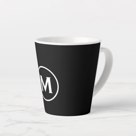Minimale zwarte witte monogram latte mok (Rechterhoek)
