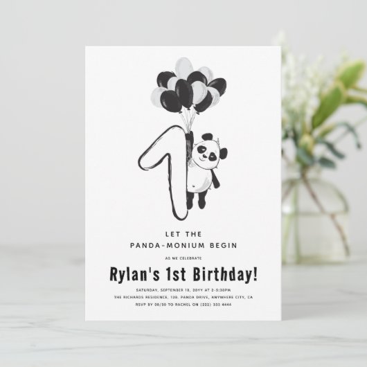 Minimale zwarte & witte Panda 1e verjaardag Kaart (Staand voorkant)