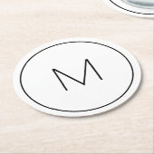 Minimale zwarte zwarte monogram Eenvoudige Letter Ronde Kartonnen Onderzetter (Gebogen)