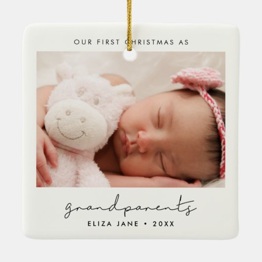 Minimaliseer onze eerste kerst als grootouders keramisch ornament (Achterkant)
