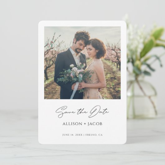 Minimaliserende Moderne Foto van het Manuscript sp Save The Date (Staand voorkant)