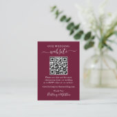 Minimaliserende Simple Wedding Website QR Burgundy Informatiekaartje (Staand voorkant)