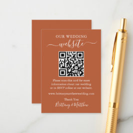 Minimaliserende Simple Wedding Website QR Terracot Informatiekaartje