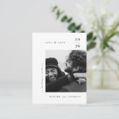 Minimalisme Typografie Save the Date Aankondigingskaart (Staand voorkant)