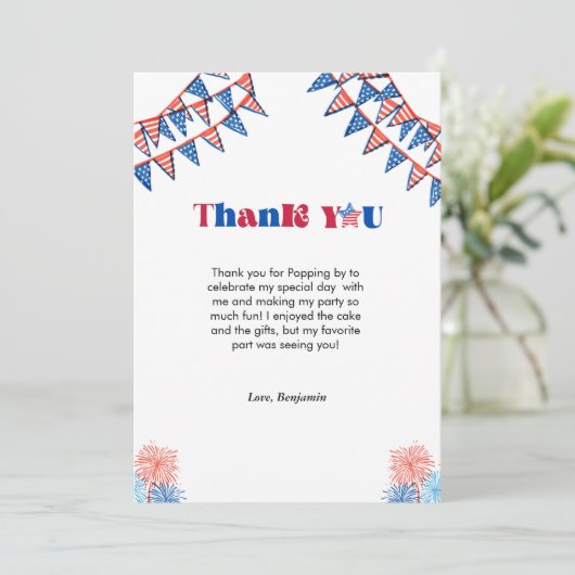 Minimalist 4 juli verjaardag bedankje aankondiging (Staand voorkant)