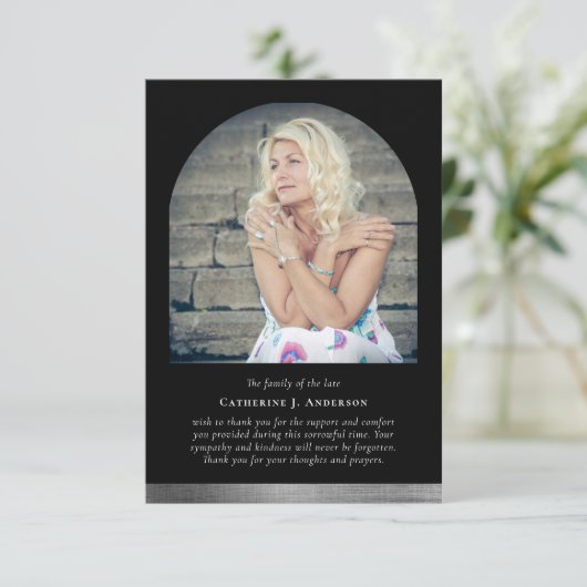 Minimalist Arch Memorial Foto Sympathy Funeral Bedankkaart (Staand voorkant)