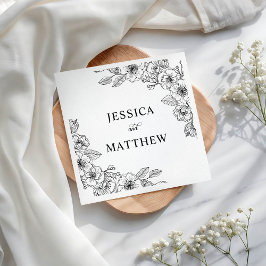Minimalist Black and White Floral  Servet
