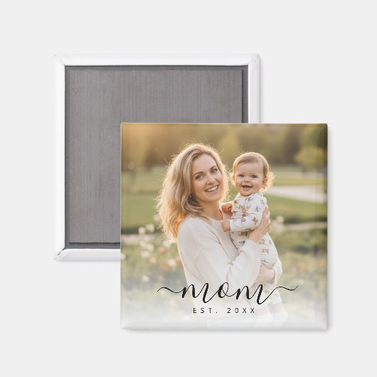 Minimalist Black Script Mom Est Year Magneet (Voorkant / Achterkant)
