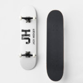 MINIMALIST BLACK TWO LETTER MONOGRAM NAME WHITE PERSOONLIJK SKATEBOARD (Voorkant)