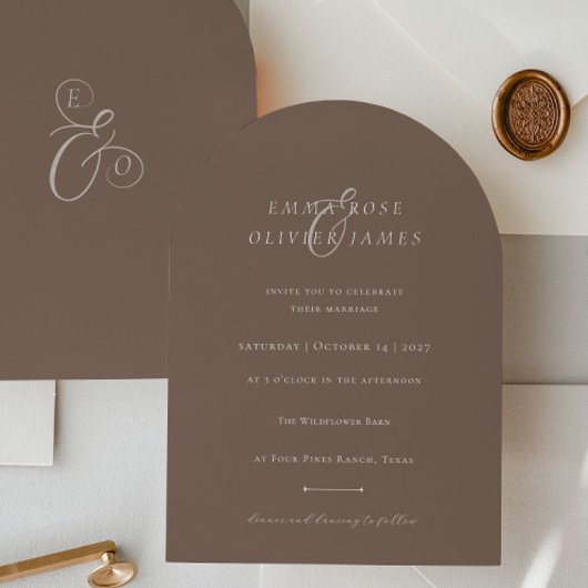 Minimalist Boho Cocoa Brown Ivory Script Wedding Kaart