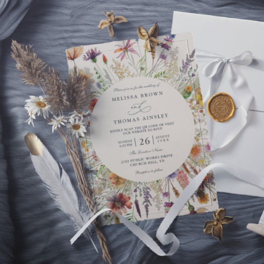 Minimalist Boho Wildflower Floral QR Code Wedding Kaart