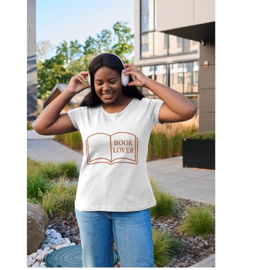 Minimalist Book Lover Design | Cozy Reading Aesthe T-shirt