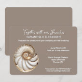 Minimalist Conch Shell Beach Wedding Kaart (Voorkant / Achterkant)