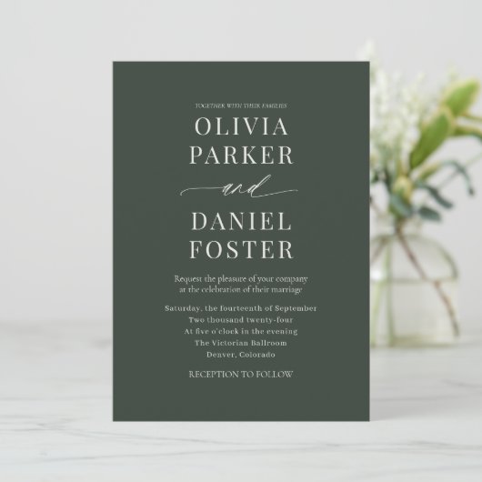Minimalist Dark Moody Green Wedding Invitation Kaart (Staand voorkant)